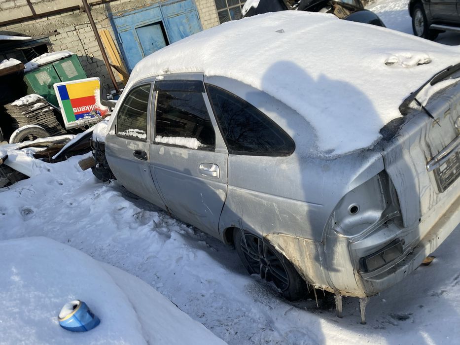 Продам Приоры по запчастям