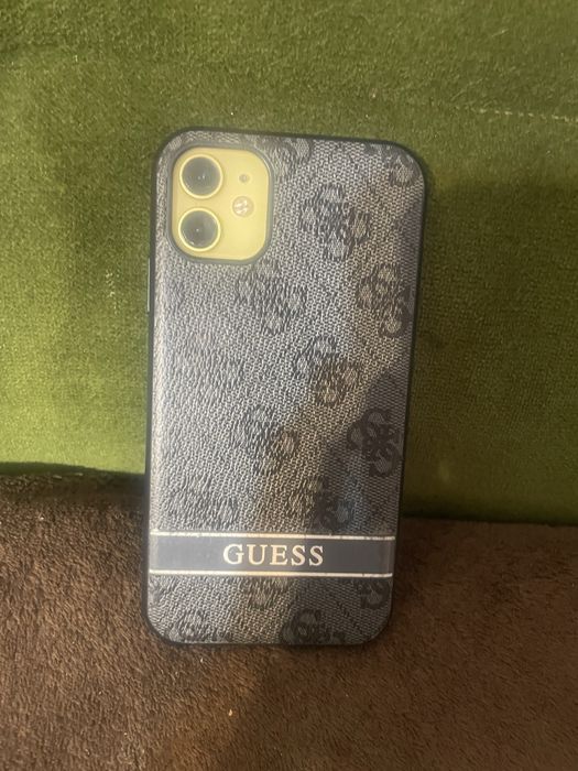 Iphone 11 64 gb gold yellow жълт КАТО НОВ 95%