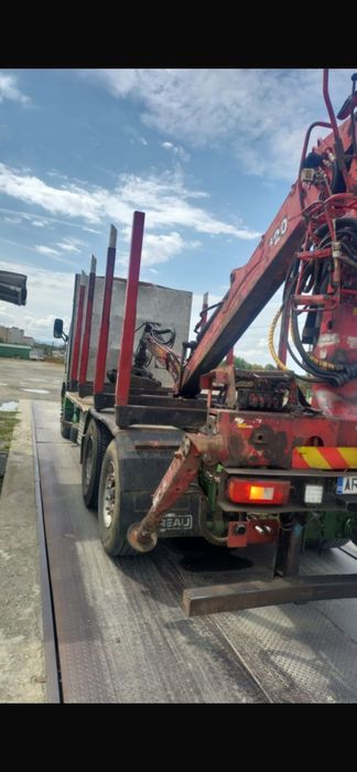 Volvo fh 12 cu macara forestiera si remorca