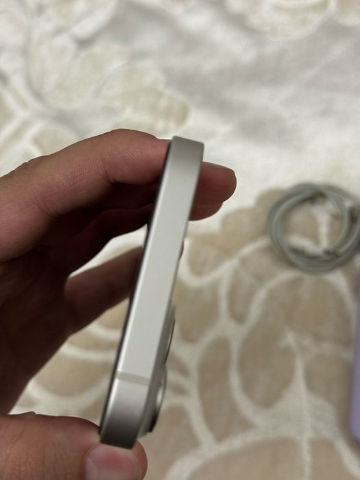 Айфон 14 с гарантией! АКБ-89%