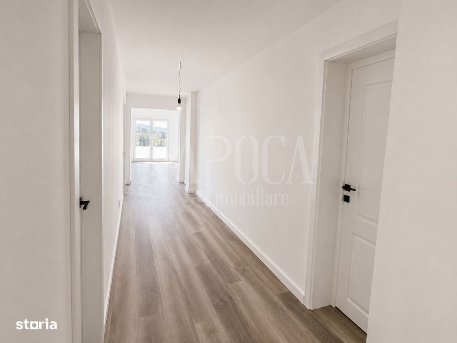 Apartament 4 camere de vanzare in Floresti