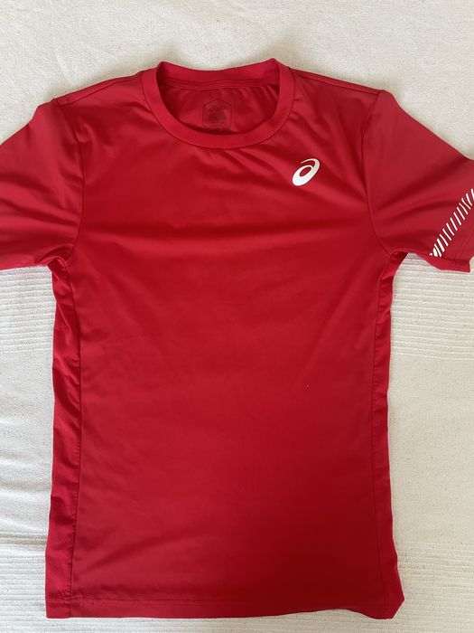 Тенис Тенески и къси гащи