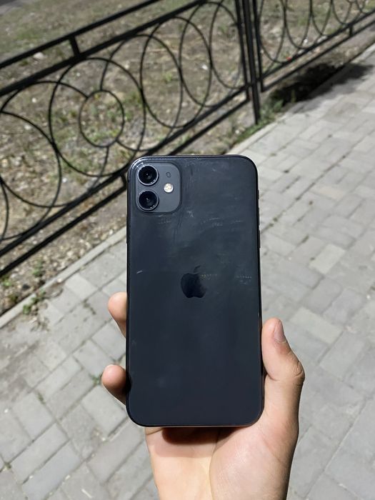 Продам iPhone 11, 64 ГБ