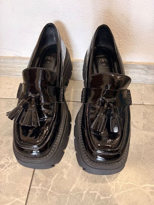 Мокасини на платформа Zara