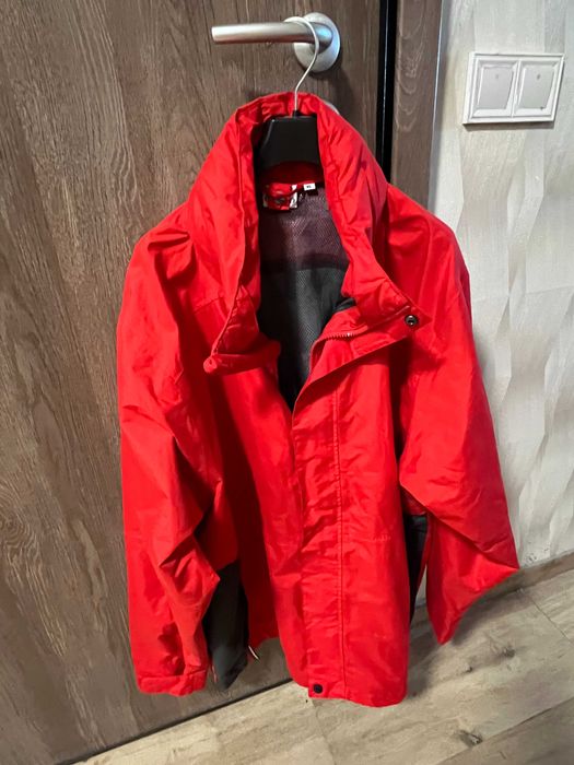 Мъжко яке за дъжд и вятър