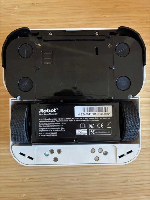 Робот моп iRobot Braava Jet 240