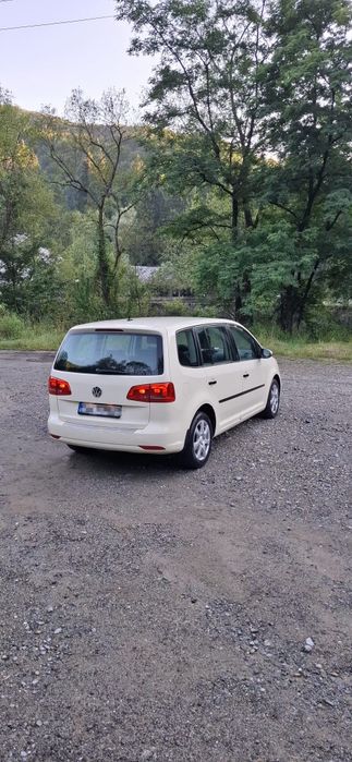 Vw Touran 2013 | 1.6 TDI DSG (AUTOMATA) 7 trepte |  Interior piele  | Acte la zi, km reali