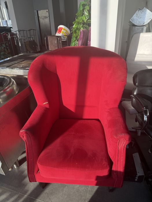 Продам кресла для кафе