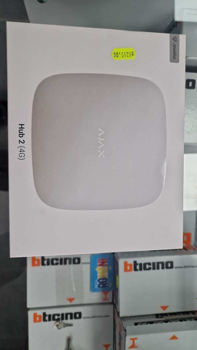 AJAX HUB 2 varianta 4G- centrala alarma wireless