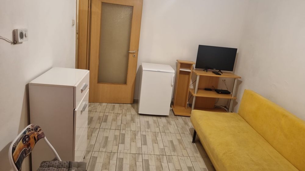 Garsonieră de închiriat