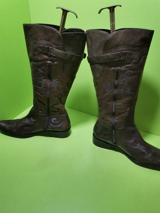 Cizme ciocate din piele originale western. Cizme pentru scenă.