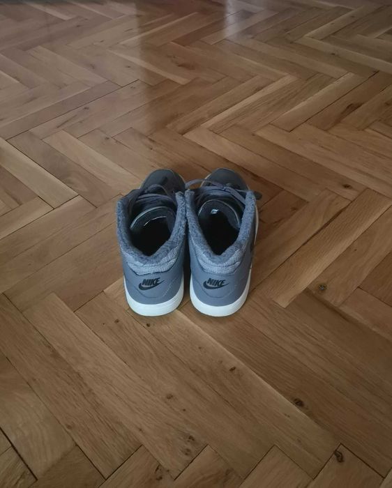 Оригинални мъжки кецове Nike номер 42