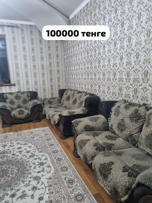 Мягкая мебель - два дивана + кресло