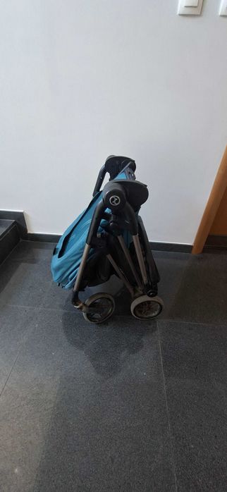 Cybex Melio с бебешки кош и аксесоари