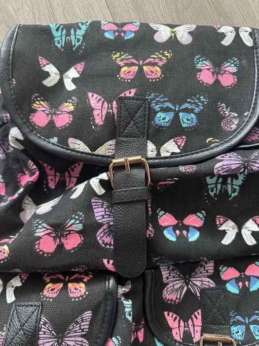 Vand geanta de umar colorata