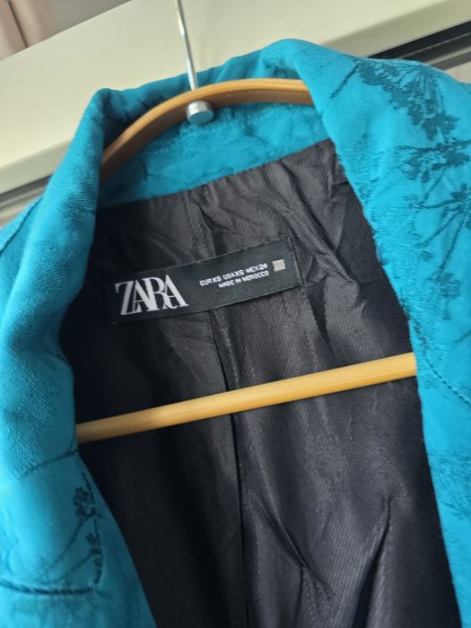 Сако  Zara    xs