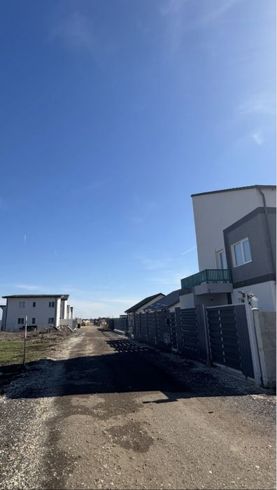 teren intravilan in zona com Domnesti sos Curtea Domneasca