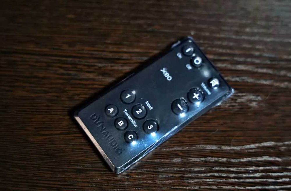 Активные колонки Dynaudio XEO 3