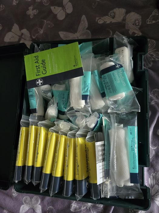 Професионална аптечка за 50 души – Reliance Medical