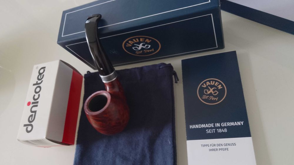 Pipa VAUEN Nana Model 153, noua - ideal COLECTIONARI, PASIONATI + CADOU