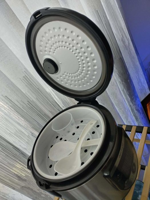 Уред за готвене мултикукър Делимано