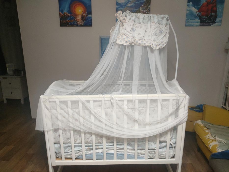 Кроватка детская