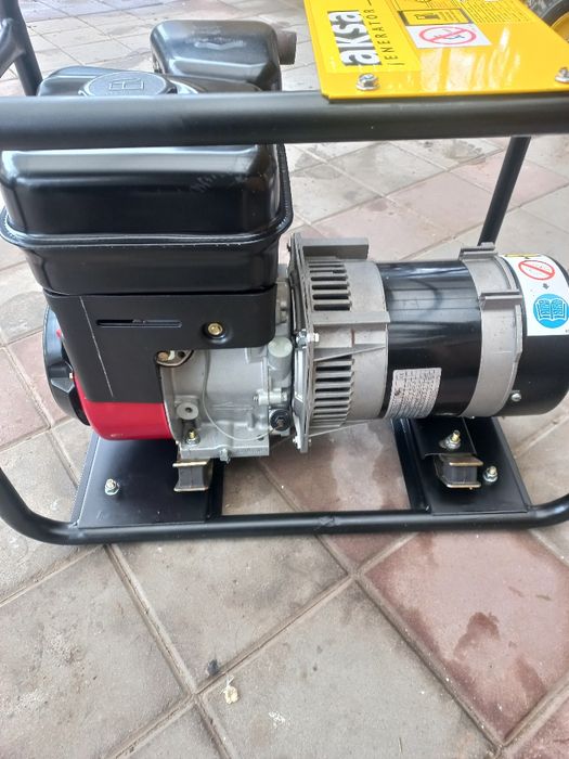 Продам бензогенератор  AKSA AB 30