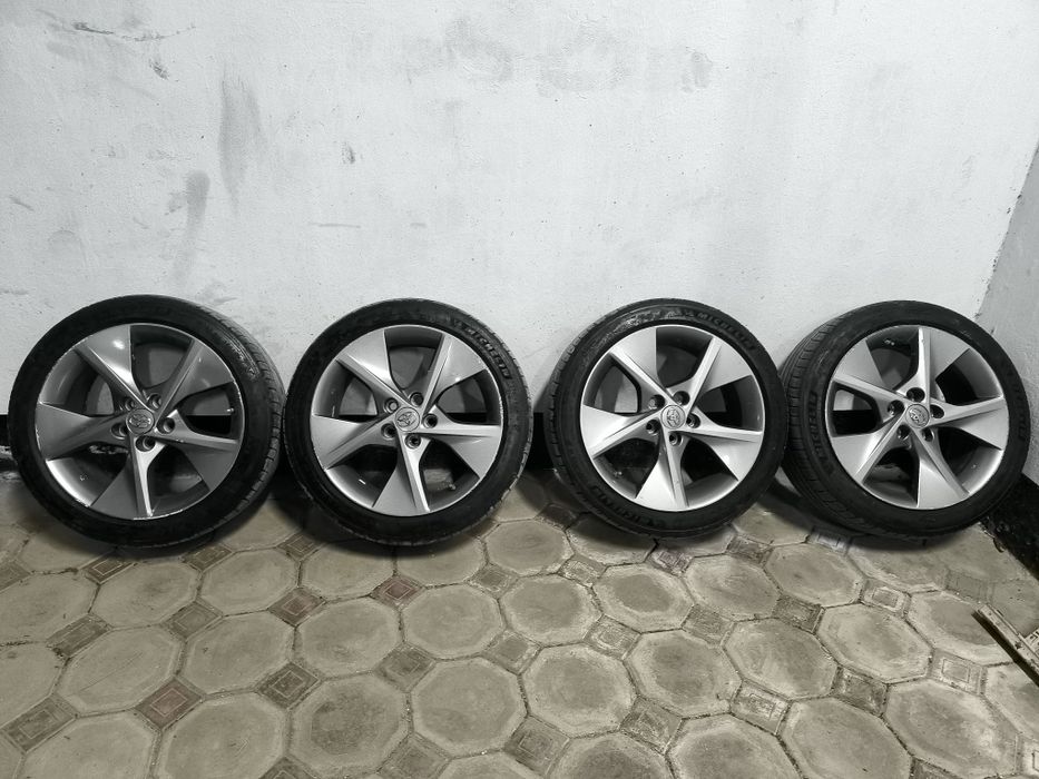 Тайота камри 50 шины Michelin pilot sport all season 4