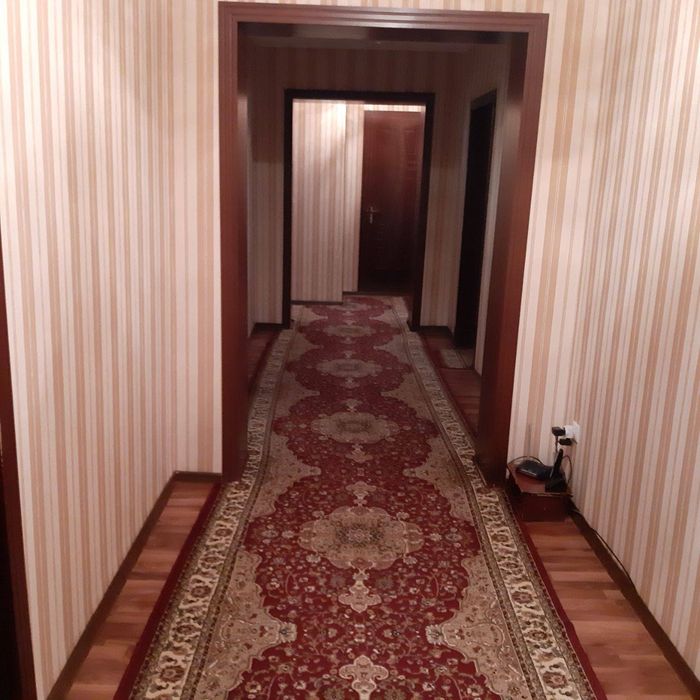 Izza 4/9/9  sotiladi