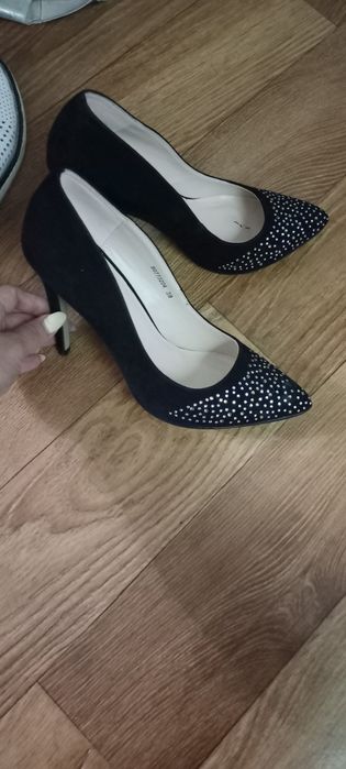 Продам туфли женские