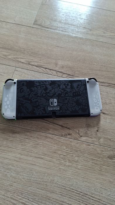 Nitendo switch special edition splatoon 3.Se ia produsul doar fizic