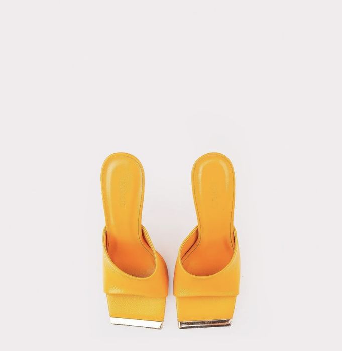 Нови обувки Ingiliz 37 номер сандали чехли оранжеви охра