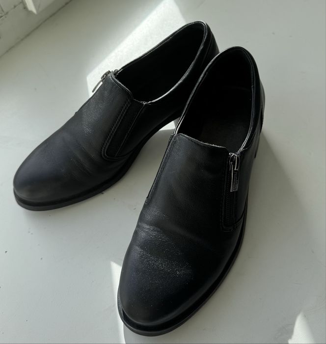 НОВЫЕ стильные лоферы!!!СРОЧНО продам!!!