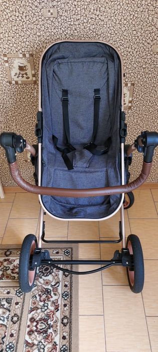 Продам коляску Teknum