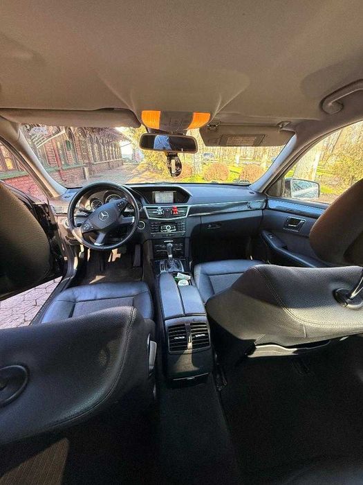 Mercedes e 220 cdi an 2010 automat ,Inmatriculat.Merita vazut !