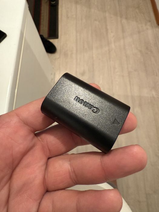 Батарейка Canon LP-E6