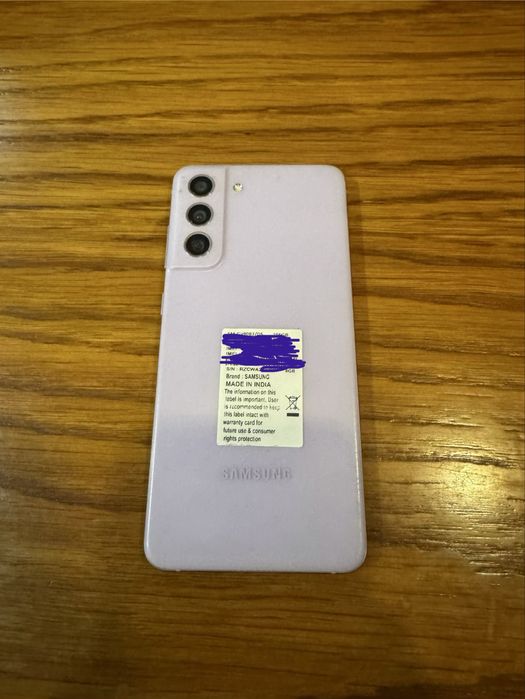Samsung s21fe 8/256 gb продам