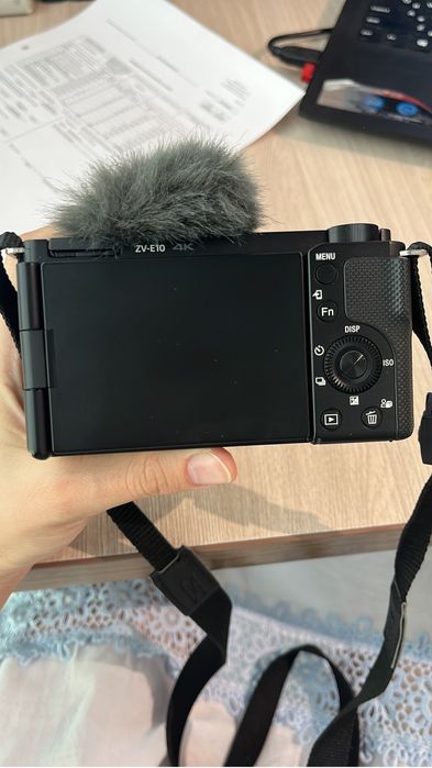Фотоаппарат Sony Zv-E 10