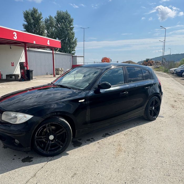 BMW seria 1e87.