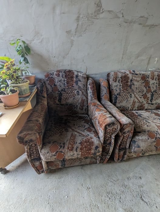 Продам Диван для дачи