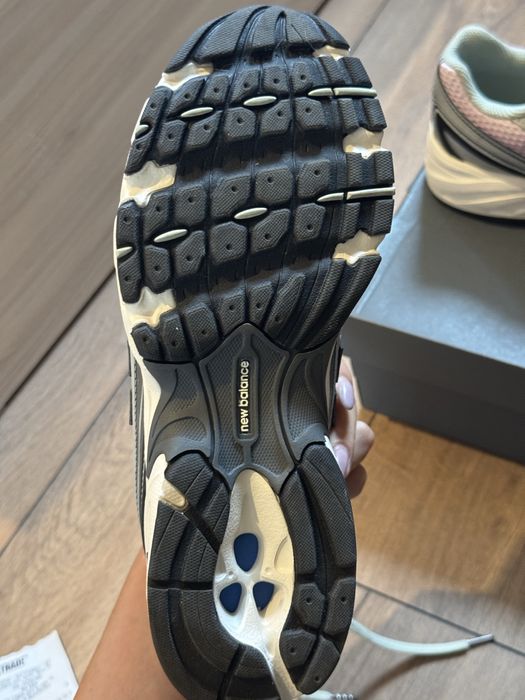 New Balance 740 размер 38 и 1/2