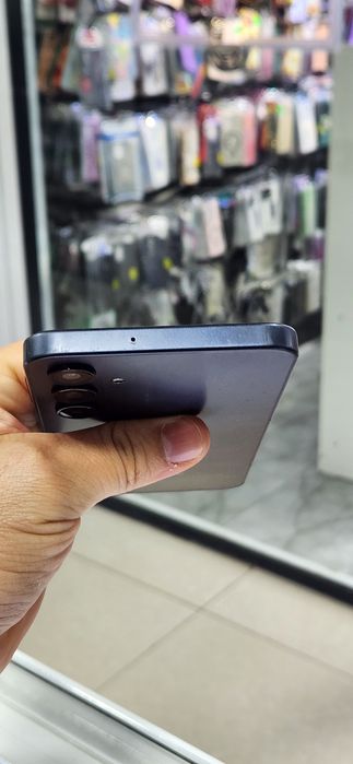 Telefon sotiladi samsung A16. Xolati yaxshi