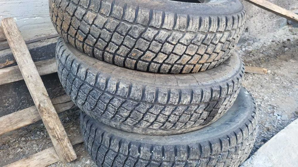Срочно продам шины