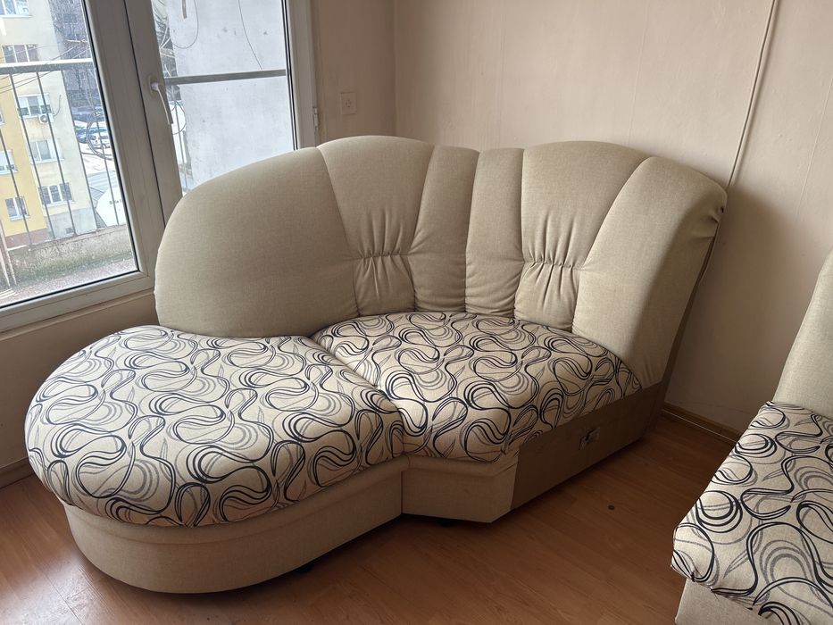 Продавам холова гарнитура