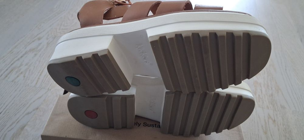 Sandale Kickers Dama marimea 39