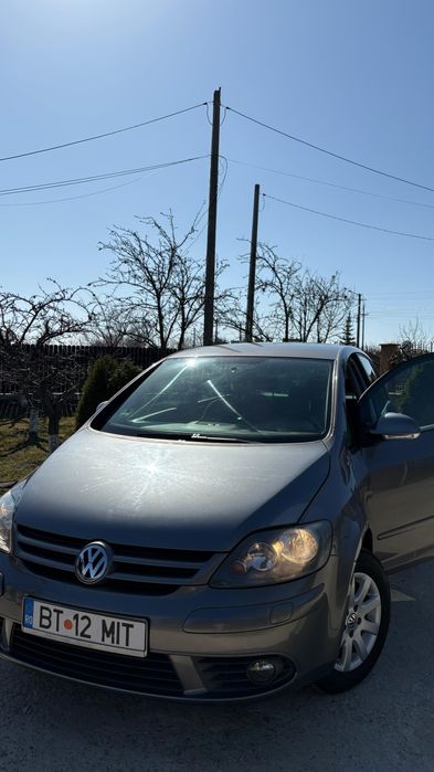 De vânzare Volkswagen Golf Plus an 2007! -2500 euro NEGOCIABIL