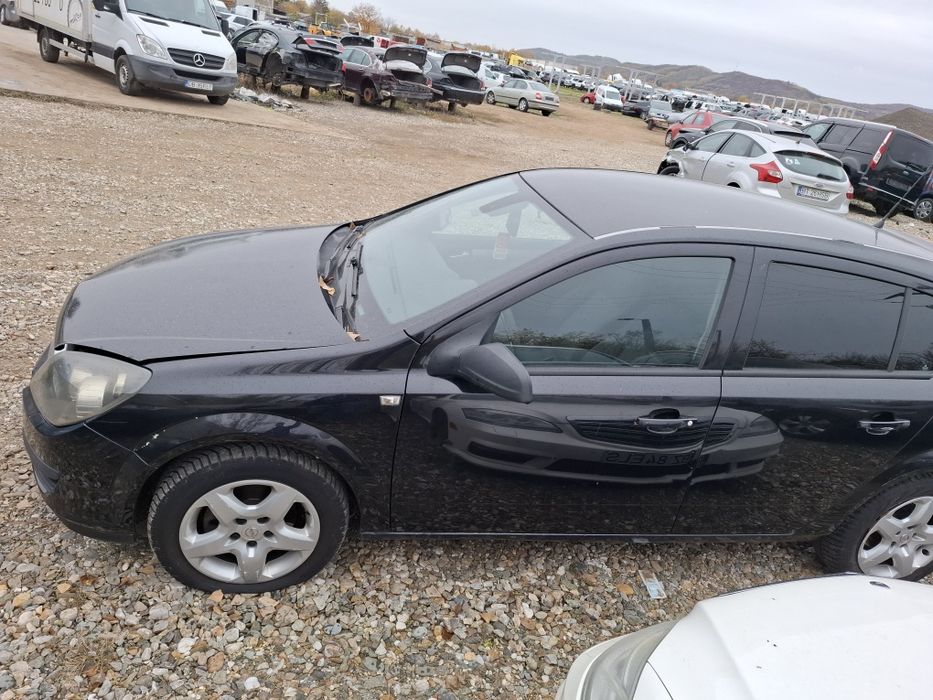 Dezmembrez Opel astra h 1.7dti si 1.3cdti/capota astra h/bara fata ast