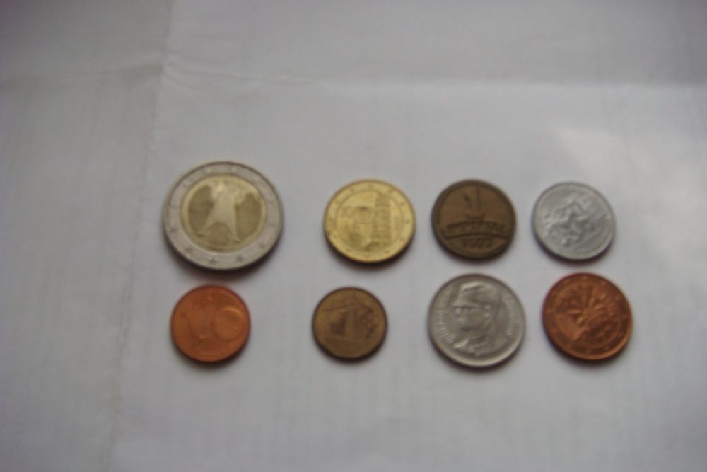Монеты разных стран ( 8 штук )