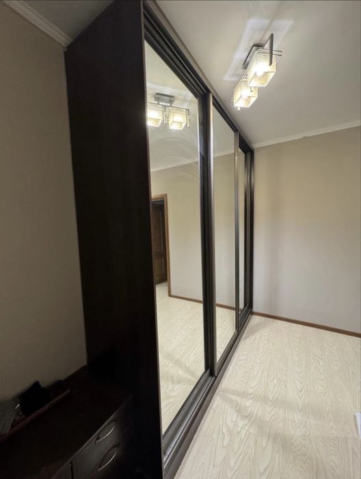 Продам шкаф купе