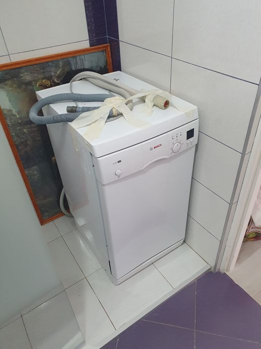 Vând mașină de spălat vase bosch